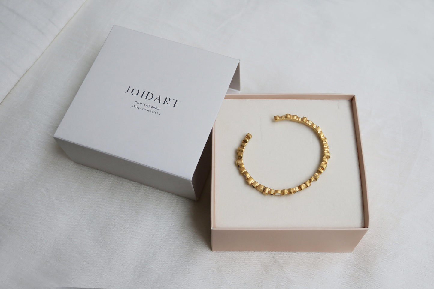 PULSERA AURA ORO