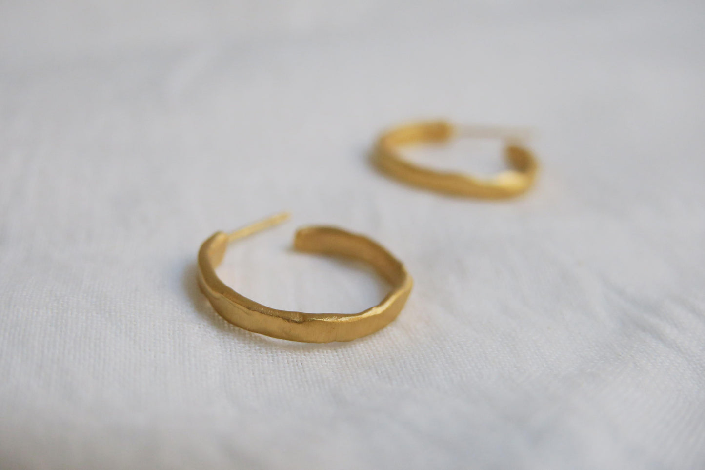 AROS ESTERGOLD 02