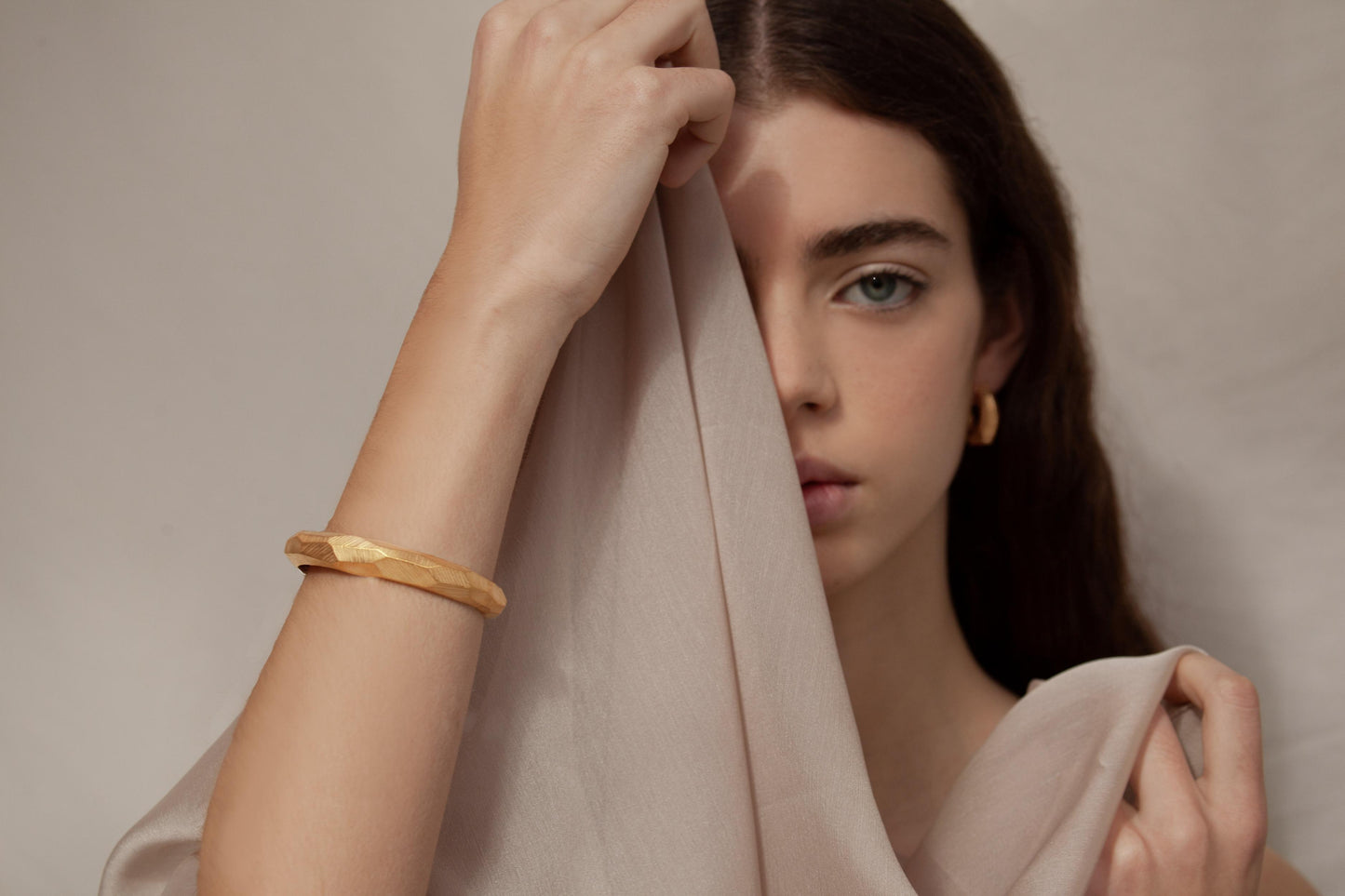 PULSERA FACET