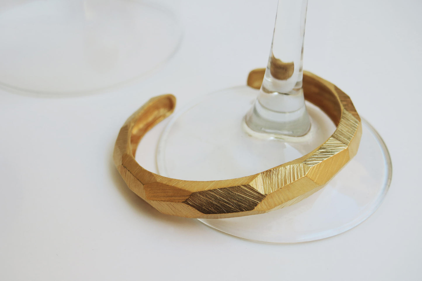 PULSERA FACET
