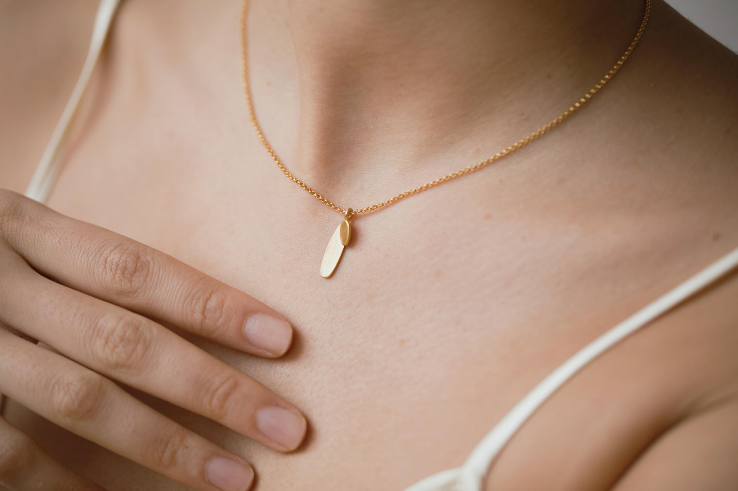 COLLAR LILIA ORO 01