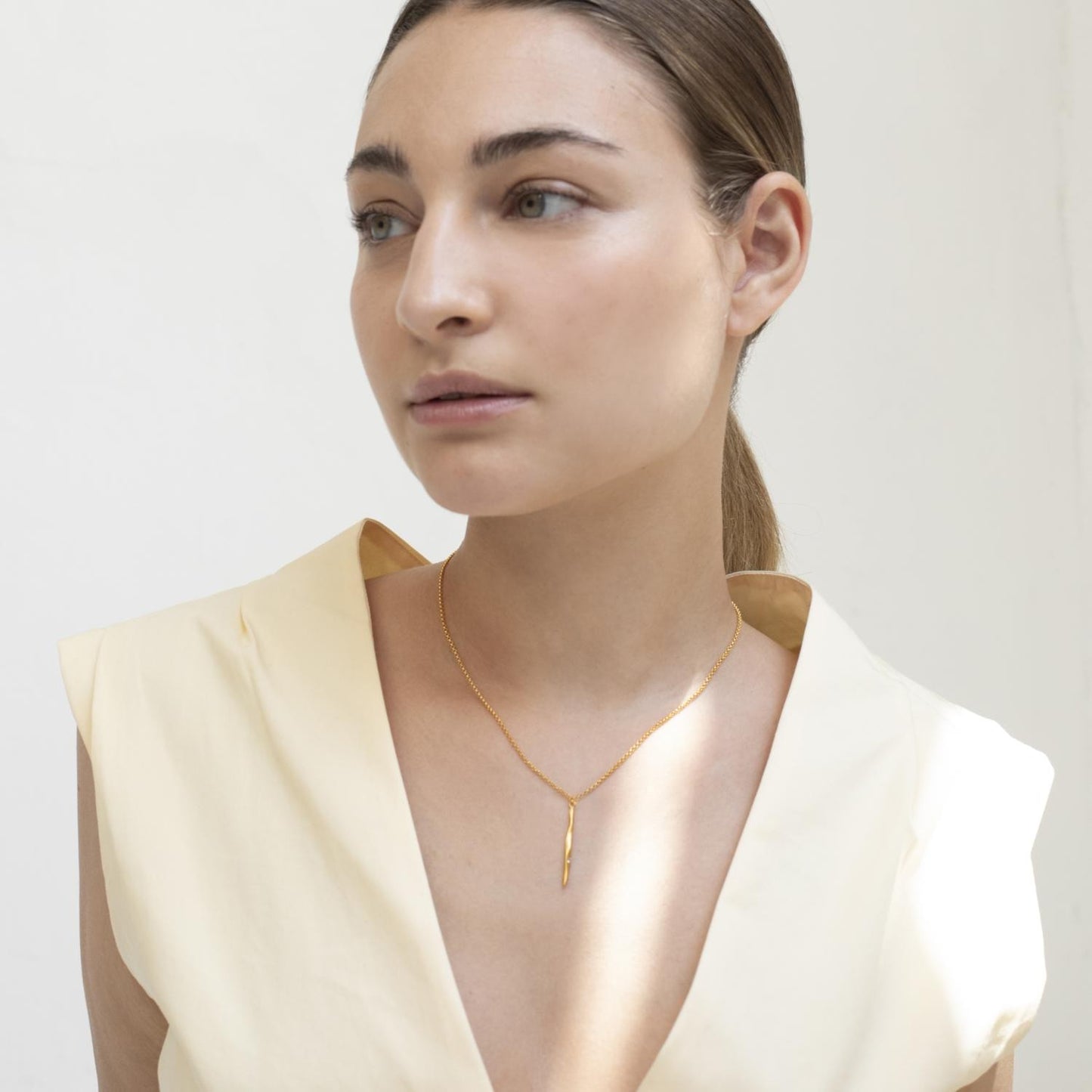 Collar Garbet Vertical