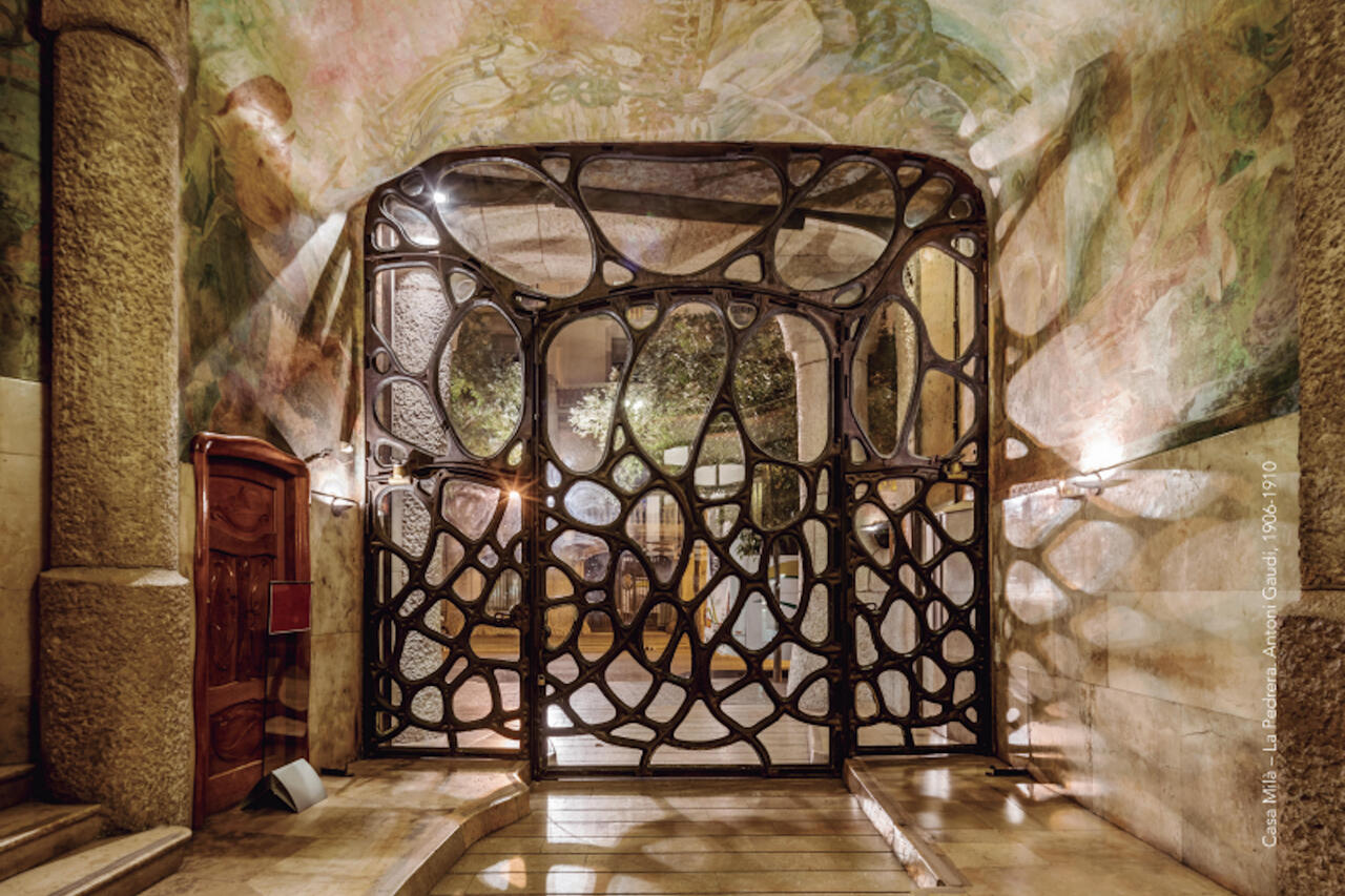 AROS GAUDI 01