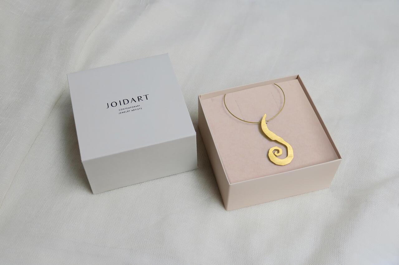 COLLAR MAR ORO