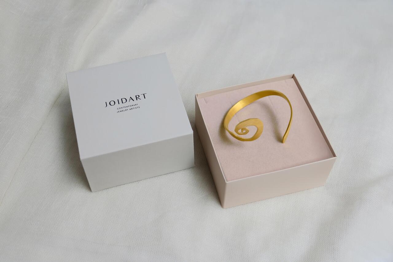 PULSERA MAR ORO
